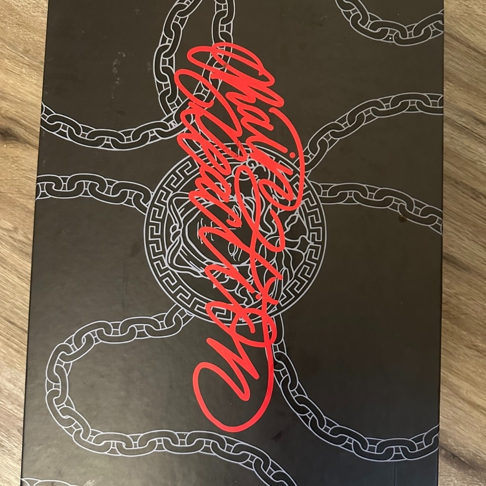 Versace Chain Reactions - Picture 5 of 6